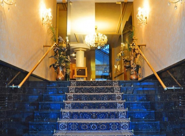 Hotel-Alexandra-Treppenaufgang