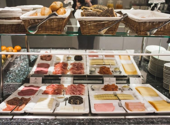 Hotel am Augustinerplatz Köln | First-Class Urlaub in Köln