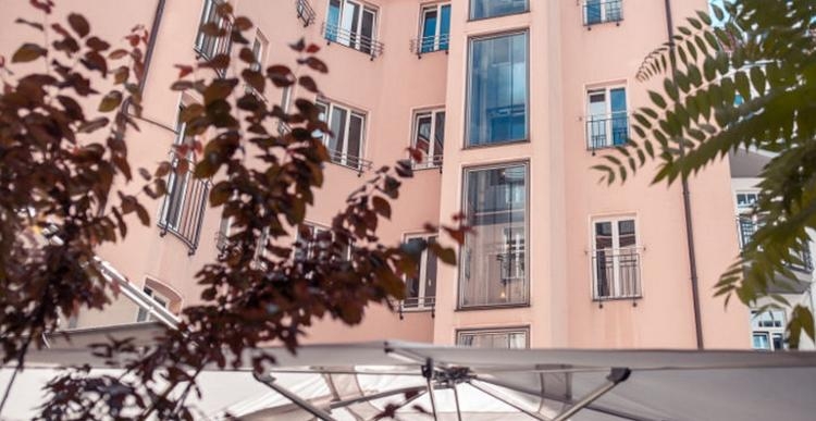 Hotel-Bleibtreu-Berlin-By-Golden-Tulip-Fassade